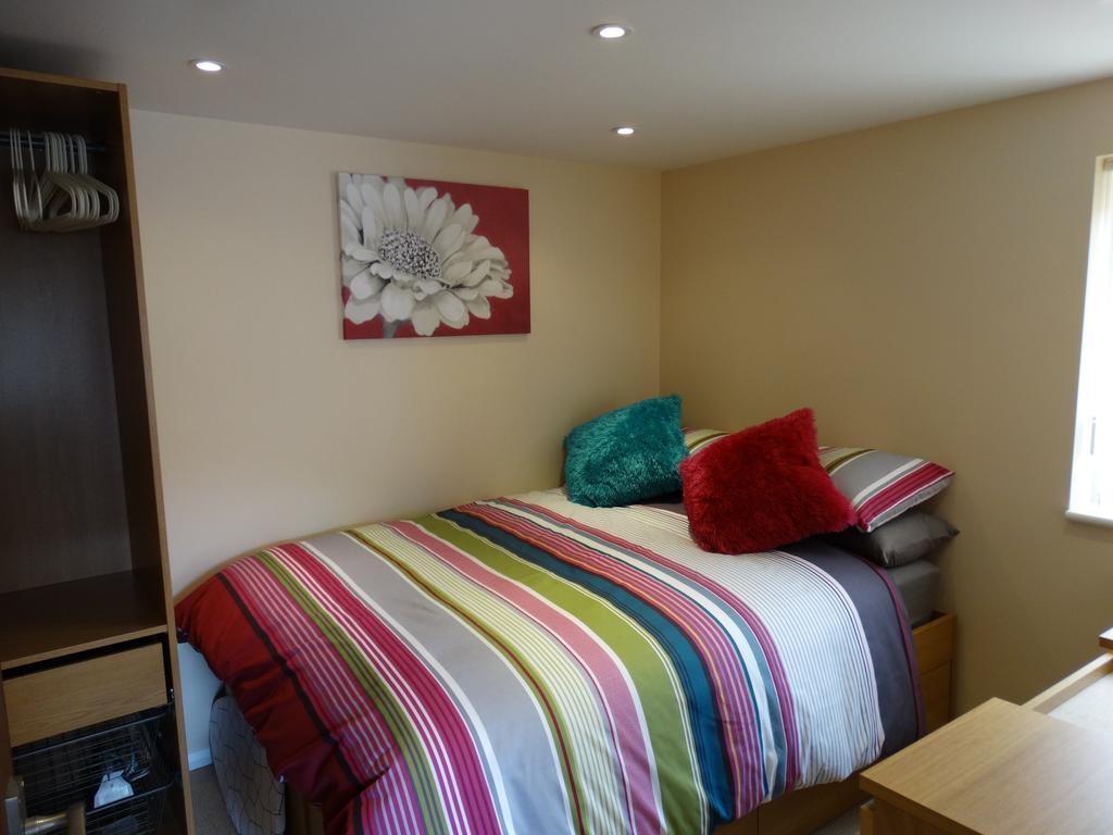 Histon Central Apartments Cambridge  Bilik gambar